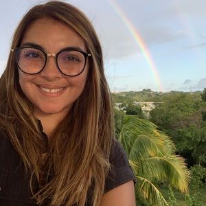 Meet your Posher, Flor amelisa